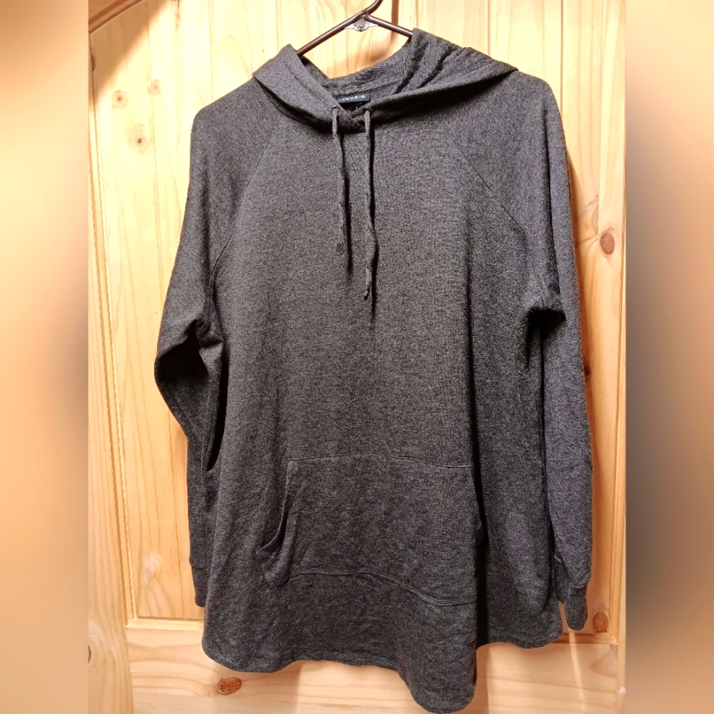 Torrid Fleece Raglan Tunic Pullover With Hood EUC